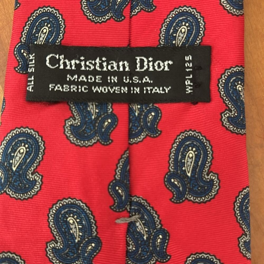 Vintage Christian Dior Monsieur Red Paisley All Silk Tie - Picture 4 of 4